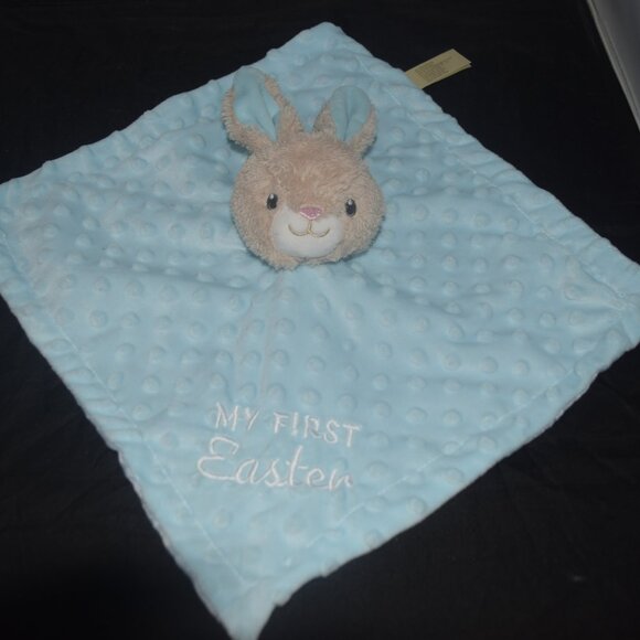 My first Easter security blanket bunny - Picture 1 of 4